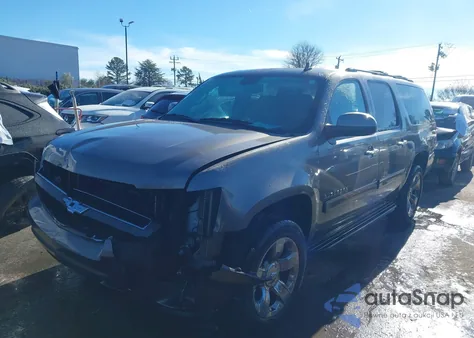 2013 Chevrolet Suburban 1500 Ls from USA, damaged, VIN 1GNSCHE06DR137086